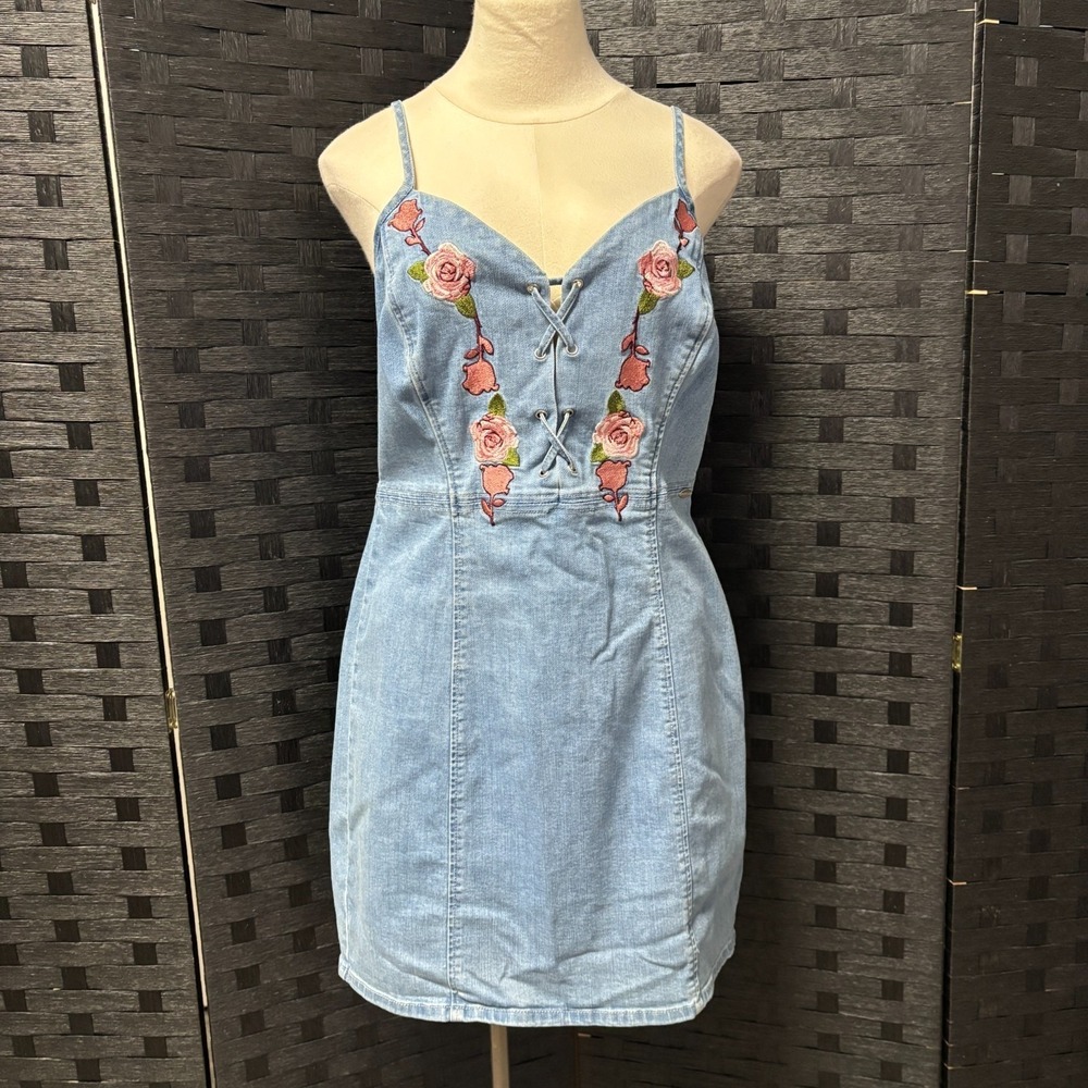 Guess Womens XL Denim Mini Dress Light Wash Floral Embroidered‎ Lace Up Y2K Boho